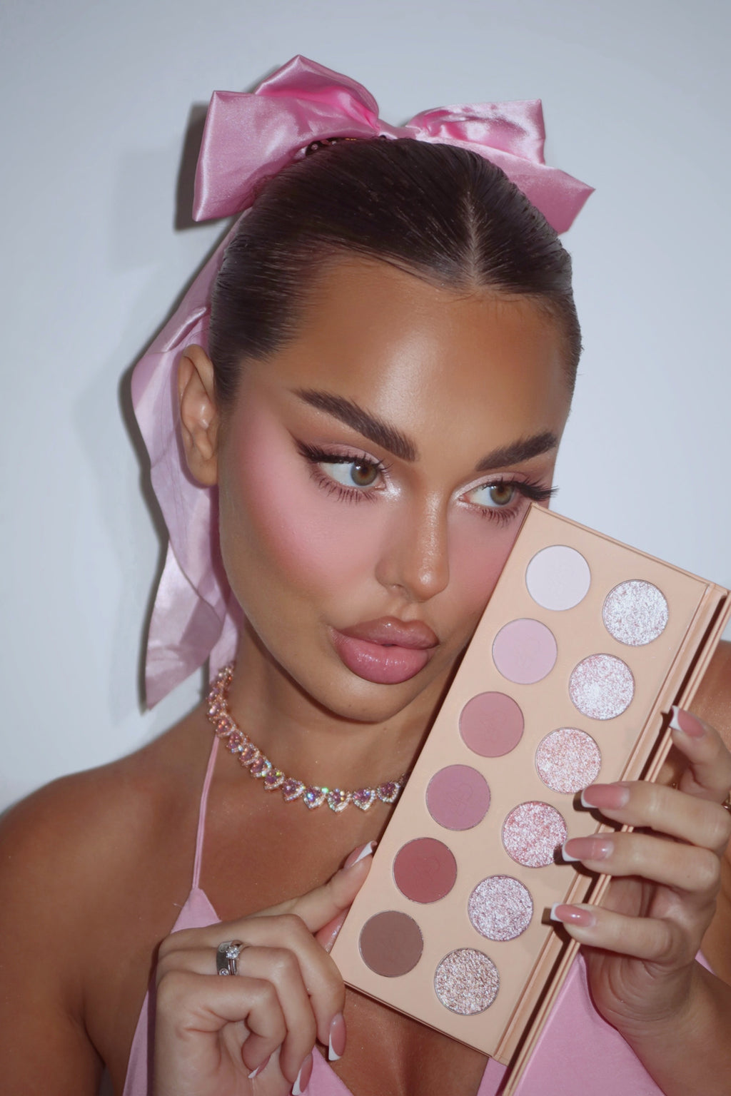 Blushing Neutrals palette Limited Edition⎜1 acheté = 1 offert⎜